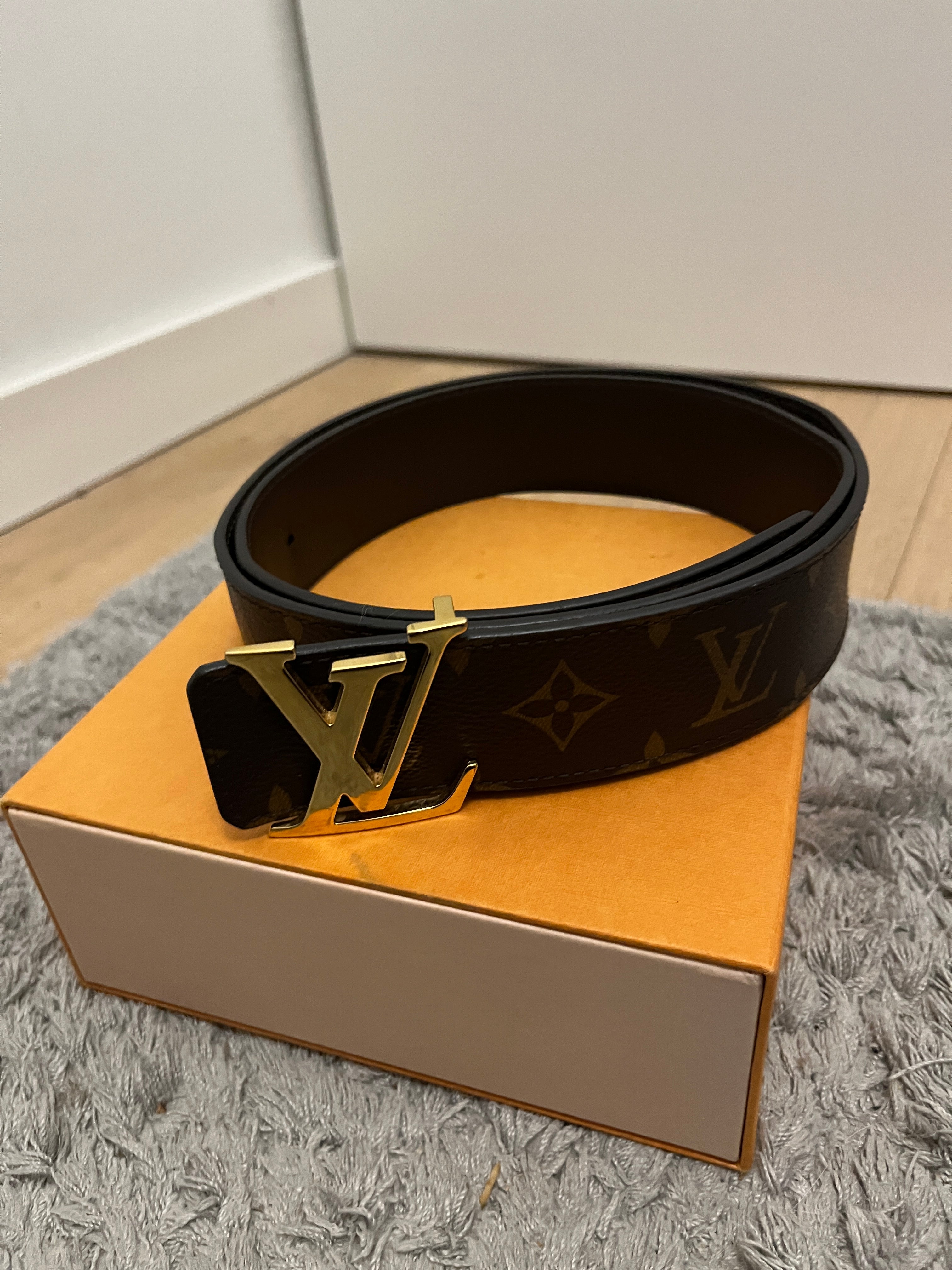 Louis Vuitton Reversible Belt