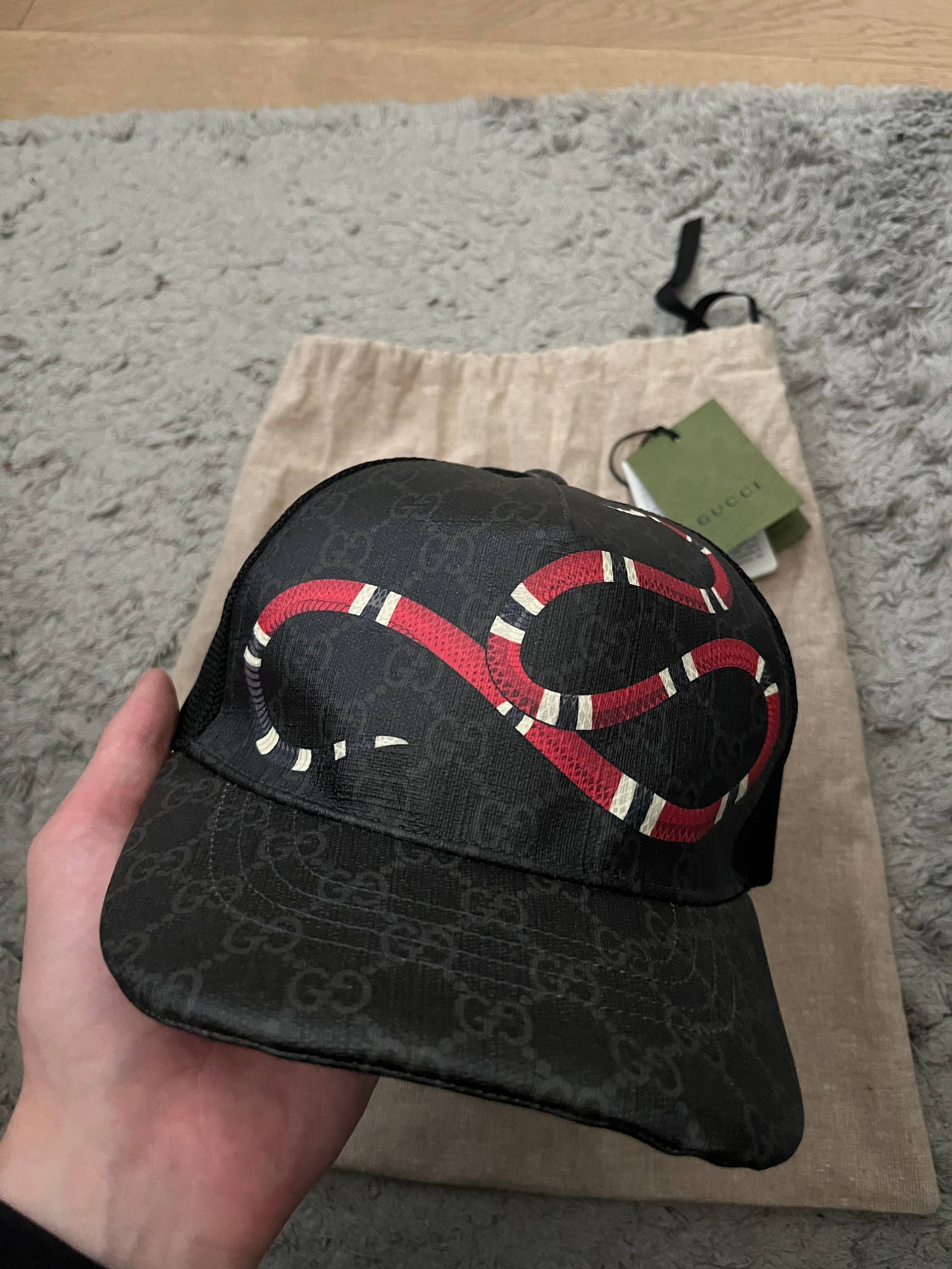 Gucci Snake Cap